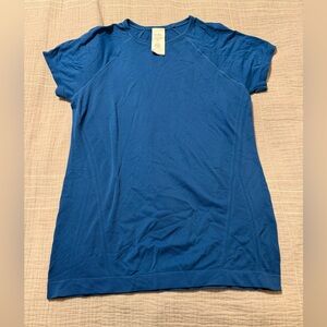 Athleta Girl Power Up Seamless Regular Length Tee